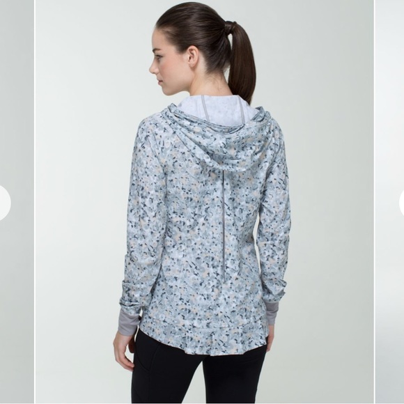 Lululemon Lightened Up Pullover - Picture 9 of 13